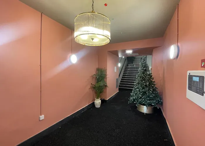 Stylish In Centre Apartment